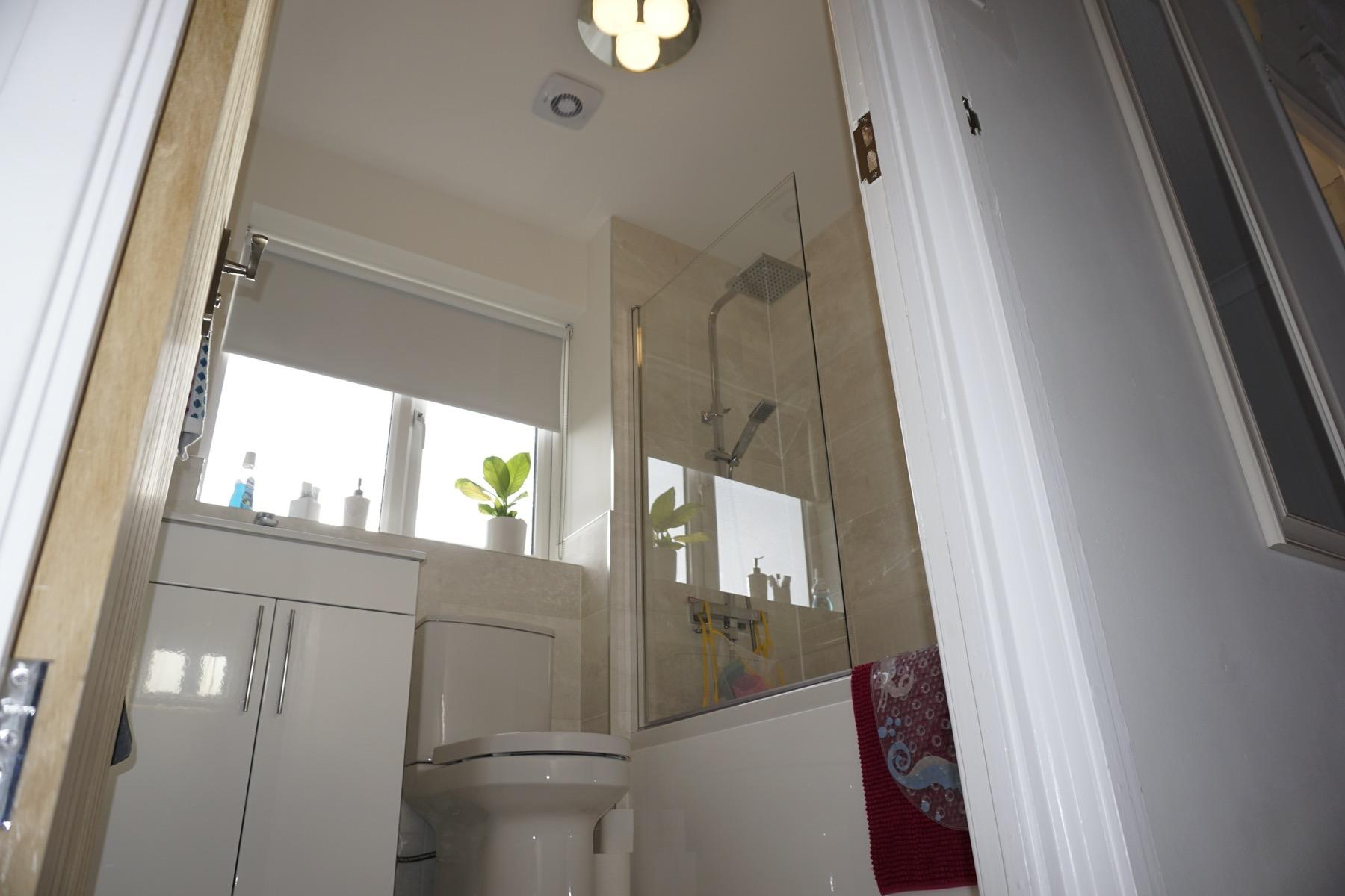 Master bathroom, cloakroom and en-suite renovation in Newport Pagnell