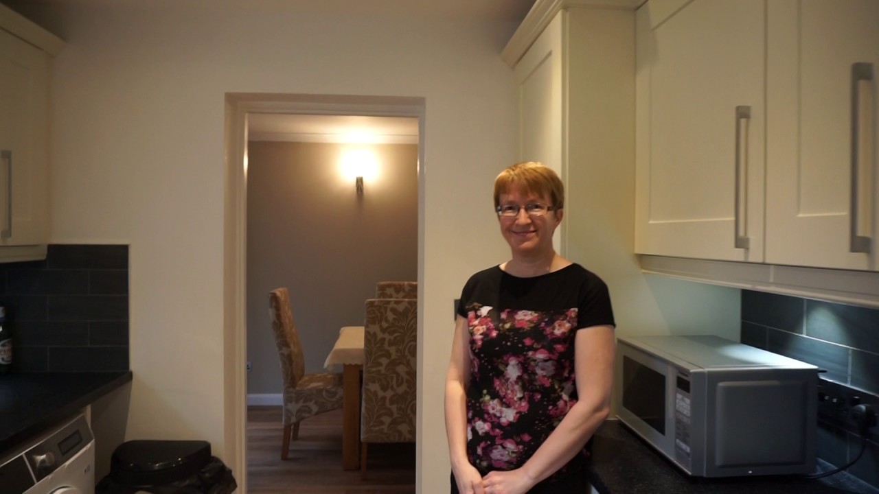 Customer testimonial video - Crownhill Building Services